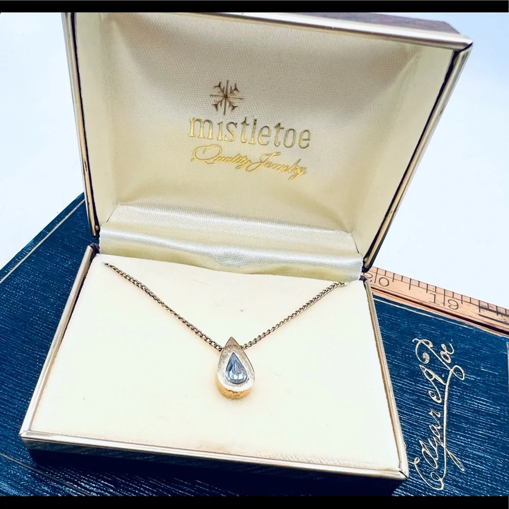 Vintage AVON necklace teardrop pendant pale blue rhinestone